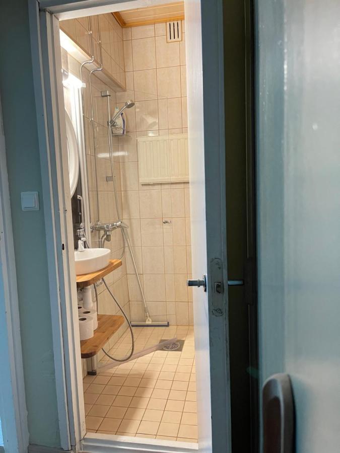 Travel Center Apartment Lahti Luaran gambar
