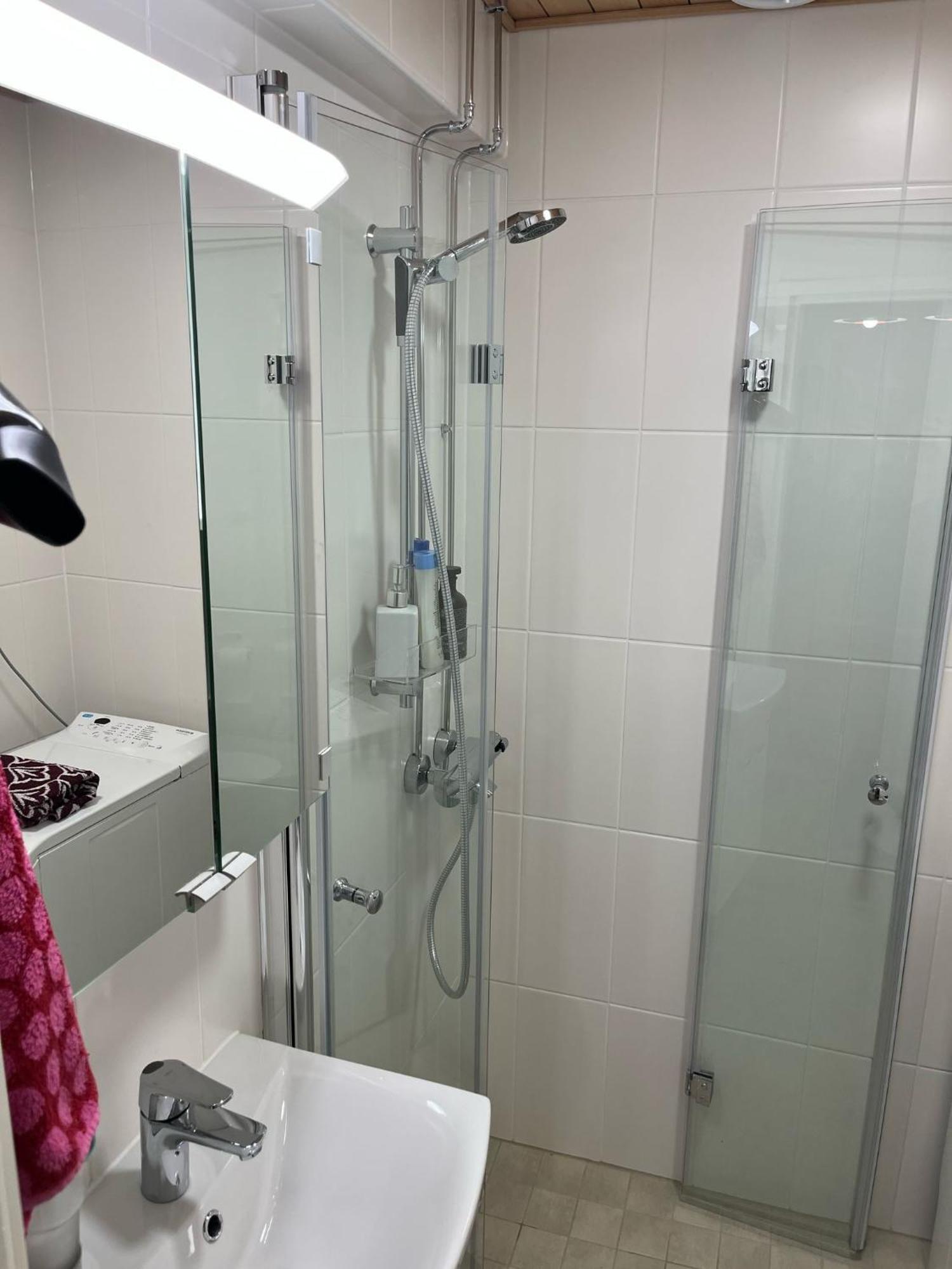 Travel Center Apartment Lahti Luaran gambar