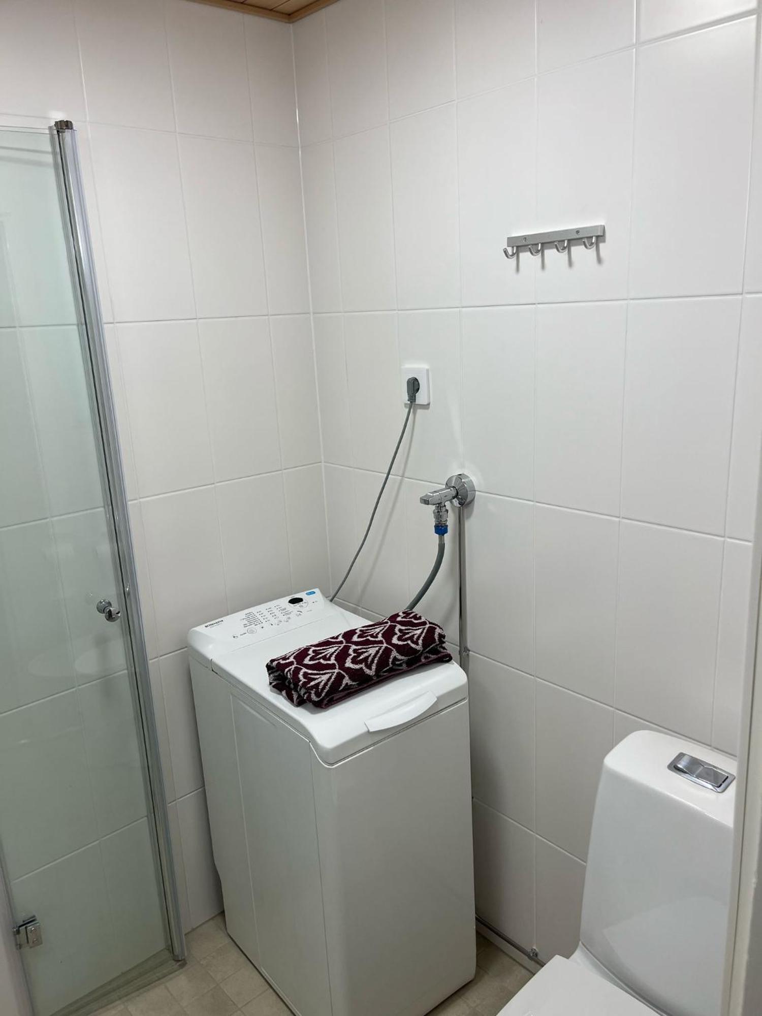 Travel Center Apartment Lahti Luaran gambar